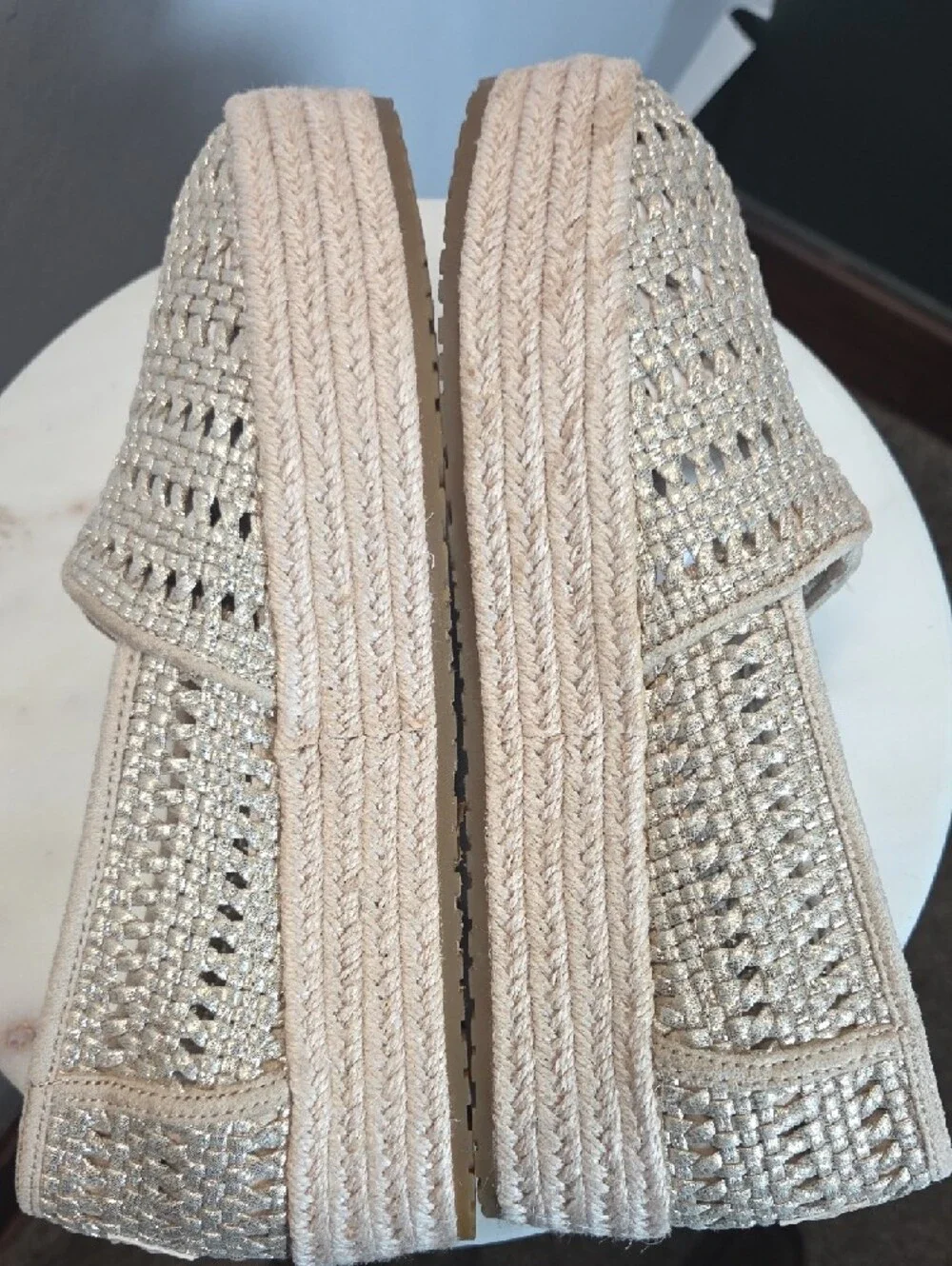 Toms Beige Woven Metallic-Accented Espadrille Slip-Ons Size 9.5